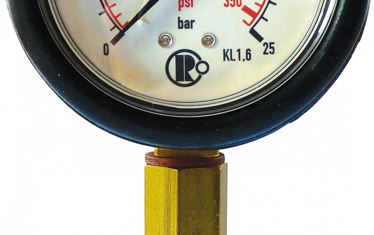 Testing manometer for fire extinguishers