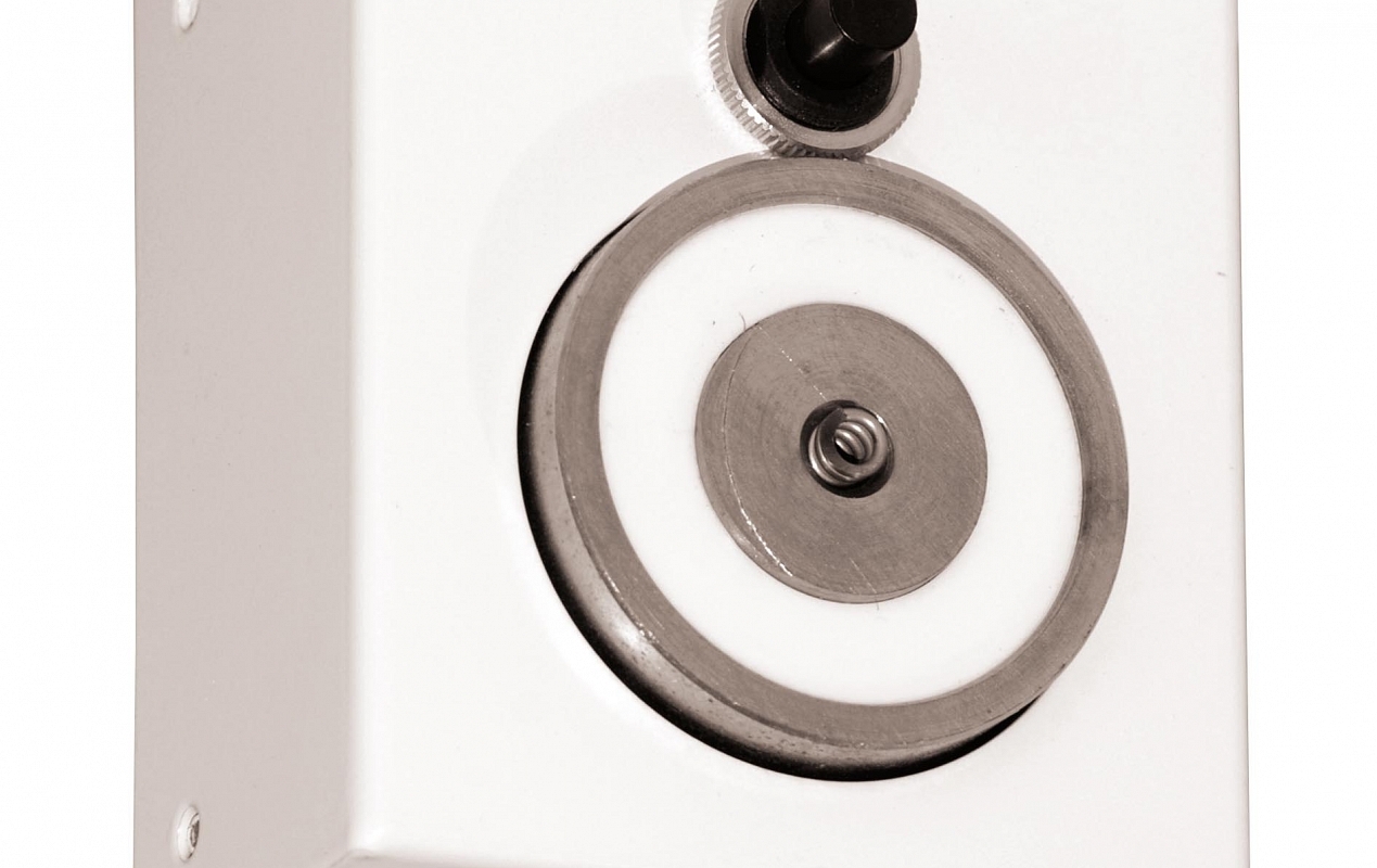 door holder with position control